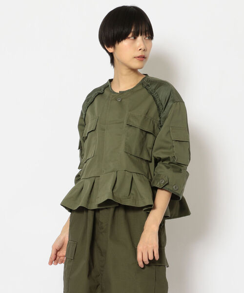 RehersalL（リハーズオール）の「rehersall／リハーズオール/BDUフリルジャケット（ノーカラージャケット・レディース・カーキ・FREE）」の3枚目の写真