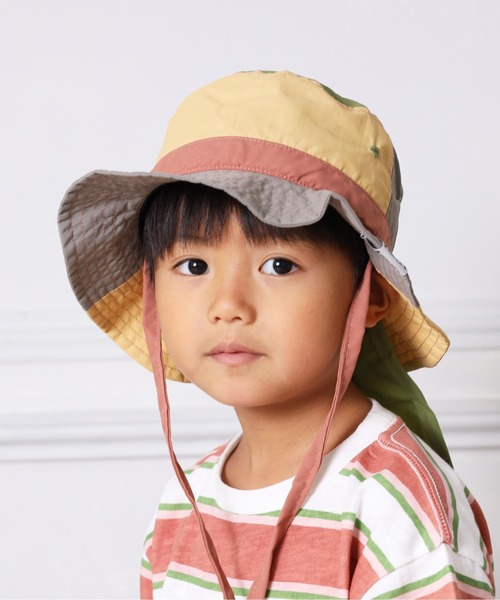 MAKE YOUR DAY(メイクユアデイ)の「日よけ付きナイロンハット(ハット・キッズ・マスタード/ネイビー/オレンジ・59/50/54/56/52/48/46)」の4枚目の写真