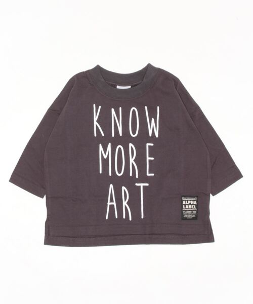ALPHA LABEL(アルファーレーベル)の「KNOW MORE ART LOGO T-SHIRT(Tシャツ/カットソー・キッズ・ベージュ/グリーン/オフホワイト/チャコールグレー・90/140/150/100/110/120/130)」の1枚目の写真