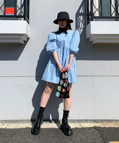 WC（ダブル シー）の「ボリュームスリーブワンピース（ワンピース・レディース・ホワイト/ブラック/サックスブルー・FREE）」の18枚目の写真