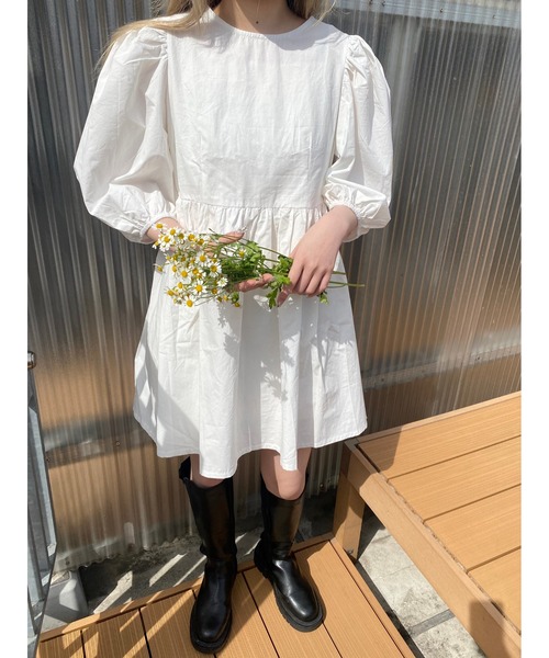 WC（ダブル シー）の「ボリュームスリーブワンピース（ワンピース・レディース・ホワイト/ブラック/サックスブルー・FREE）」の12枚目の写真