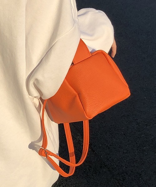 Opinion korean town(オピニオン コリアン タウン)の「YUGA ワンハンドル ショルダーハンドバッグ(ハンドバッグ・レディース・オレンジ/グリーン/ホワイト/ブラック・FREE)」の15枚目の写真