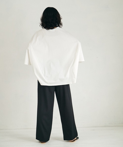 4youstory(フォーユーストーリー)の「【4youstory】コクーンTシャツ(Tシャツ/カットソー・レディース・ホワイト/ブラック/レッド・FREE)」の5枚目の写真