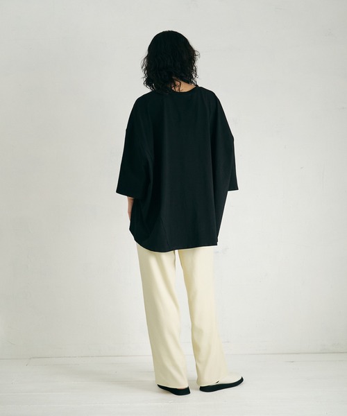 4youstory(フォーユーストーリー)の「【4youstory】コクーンTシャツ(Tシャツ/カットソー・レディース・ホワイト/ブラック/レッド・FREE)」の12枚目の写真