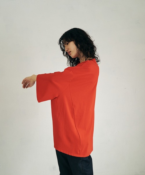 4youstory(フォーユーストーリー)の「【4youstory】コクーンTシャツ(Tシャツ/カットソー・レディース・ホワイト/ブラック/レッド・FREE)」の18枚目の写真