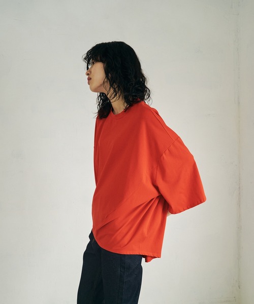 4youstory(フォーユーストーリー)の「【4youstory】コクーンTシャツ(Tシャツ/カットソー・レディース・ホワイト/ブラック/レッド・FREE)」の19枚目の写真