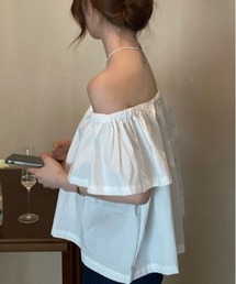 gossip！ロサンゼルス（ゴシップロサンゼルス）の「フリルオフショルダー（シャツ/ブラウス・レディース）」
