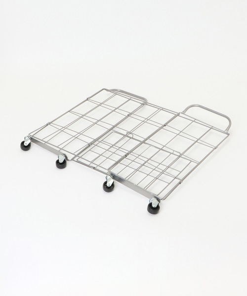 LBC(エルビーシー)の「【WEB限定】折りたためるランドリースクエアバスケット ポケット・キャスター付き38L(ランドリーグッズ・レディース・ダークグリーン/グレー/オフホワイト・FREE)」の12枚目の写真