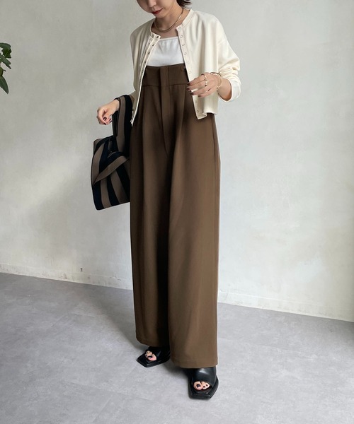 CAPRICIEUX LE'MAGE（カプリシューレマージュ）の「Wスナップクロップカーディガン（カーディガン/ボレロ・レディース・ブラック/グレー/オフホワイト/イエロー・FREE）」の9枚目の写真