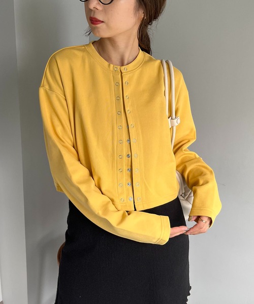 CAPRICIEUX LE'MAGE（カプリシューレマージュ）の「Wスナップクロップカーディガン（カーディガン/ボレロ・レディース・ブラック/グレー/オフホワイト/イエロー・FREE）」の21枚目の写真