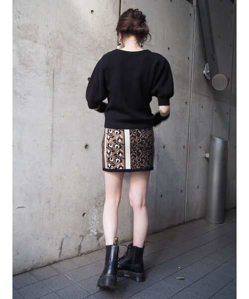 EVRIS(エヴリス)の「Retro Flower ニットスカート(スカート・レディース・ブラック/ネイビー/グリーン・FREE)」の6枚目の写真