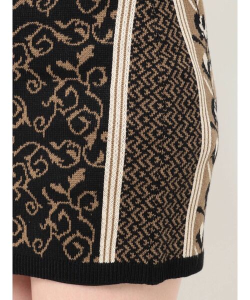 EVRIS(エヴリス)の「Retro Flower ニットスカート(スカート・レディース・ブラック/ネイビー/グリーン・FREE)」の19枚目の写真