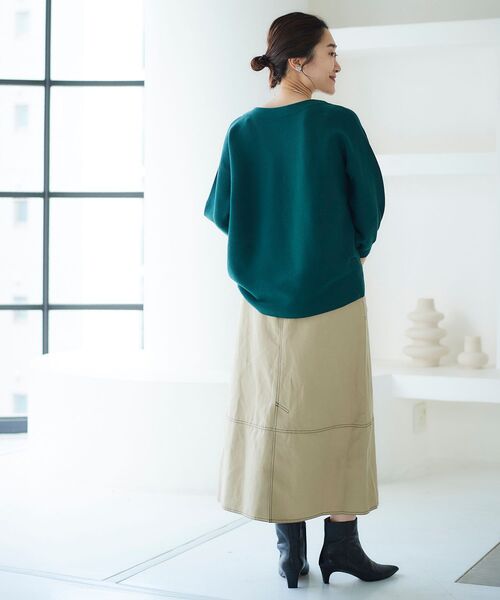 le.coeur blanc（ルクールブラン）の「ガーター編みストレッチコクーンニット（ニット/セーター・レディース・グリーン/アイボリー/ダークグレー・38）」の17枚目の写真