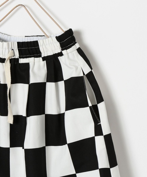 LOWRYS FARM(ローリーズファーム)の「コットンプリントスカート 162191(スカート・キッズ・ブラック/レッド/オフホワイト/ブラック系その他/ホワイト系その他/ブラック系その他2/レオパード・110cm/120cm/130cm/140cm/150cm)」の16枚目の写真