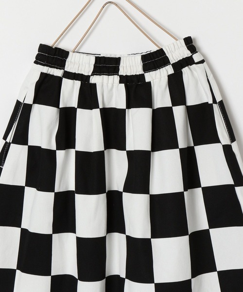 LOWRYS FARM(ローリーズファーム)の「コットンプリントスカート 162191(スカート・キッズ・ブラック/レッド/オフホワイト/ブラック系その他/ホワイト系その他/ブラック系その他2/レオパード・110cm/120cm/130cm/140cm/150cm)」の13枚目の写真