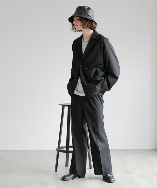 HARE（ハレ）の「TRストレートフレアパンツ(HARE)（スラックス・メンズ・ブラック/グレー/レッド・SMALL/MEDIUM）」の5枚目の写真