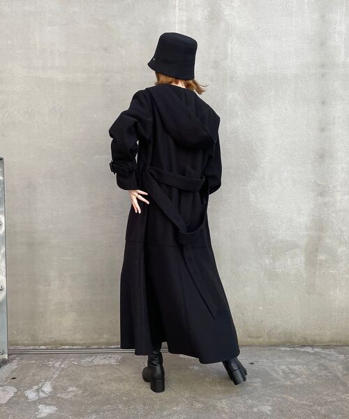 MAJESTIC LEGON（マジェスティックレゴン）の「Ladyマーメイドコート（その他アウター・レディース・ブラック/キャメル/グレイッシュベージュ・SMALL/MEDIUM）」の9枚目の写真