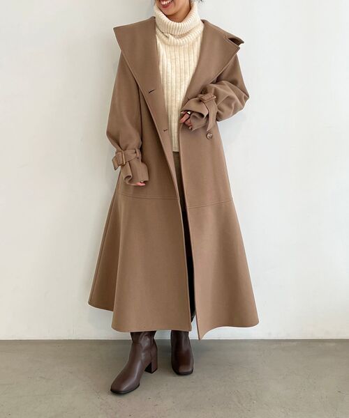 MAJESTIC LEGON（マジェスティックレゴン）の「Ladyマーメイドコート（その他アウター・レディース・ブラック/キャメル/グレイッシュベージュ・SMALL/MEDIUM）」の12枚目の写真