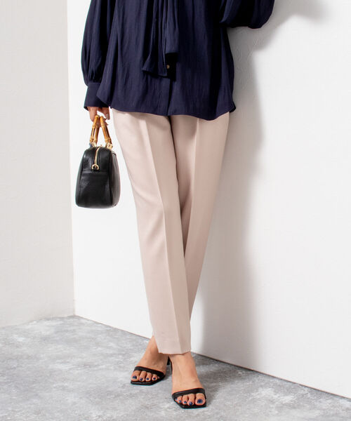 NOLLEY’S（ノーリーズ）の「ウォッシャブルハイウエストパンツ（その他パンツ・レディース・ネイビー/オフホワイト/ミント/グレイッシュベージュ/ベージュ/ブルー・38/36/34）」の3枚目の写真