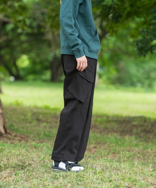 OUTDOOR PRODUCTS(アウトドアプロダクツ)の「【OUTDOOR PRODUCTS/アウトドアプロダクツ】10倍ストレッチ 裾ドローコード ワイドカーゴパンツ(カーゴパンツ・メンズ・ブラック/ベージュ/カーキ・LARGE/X-LARGE/SMALL/MEDIUM)」の7枚目の写真