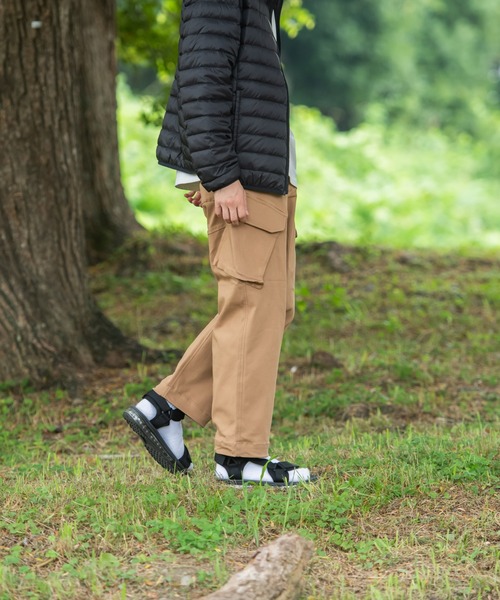 OUTDOOR PRODUCTS(アウトドアプロダクツ)の「【OUTDOOR PRODUCTS/アウトドアプロダクツ】10倍ストレッチ 裾ドローコード ワイドカーゴパンツ(カーゴパンツ・メンズ・ブラック/ベージュ/カーキ・LARGE/X-LARGE/SMALL/MEDIUM)」の12枚目の写真