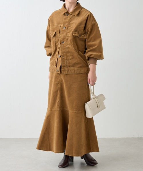 BEARDSLEY（ビアズリー）の「コーデュロイ裾フレアマーメイドスカート：低身長・高身長・セットアップアイテム有 ウエストゴム（スカート・レディース・キャメル・S/M）」の16枚目の写真