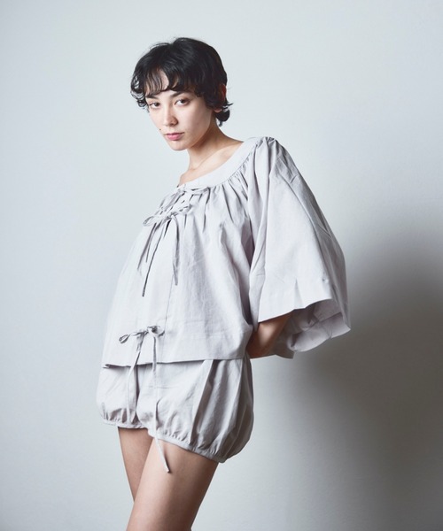 papier（パピエ）の「papier/パピエ/Carrie shirts（シャツ/ブラウス・レディース・グレー/ホワイト・FREE）」の16枚目の写真