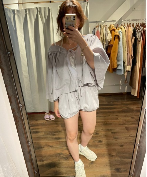 papier（パピエ）の「papier/パピエ/Carrie shirts（シャツ/ブラウス・レディース・グレー/ホワイト・FREE）」の21枚目の写真