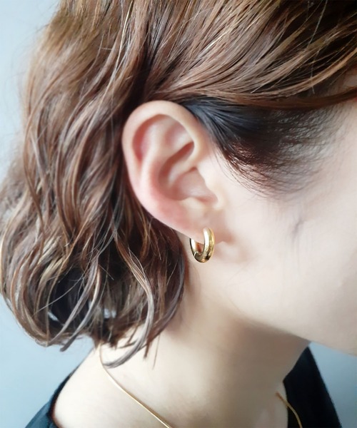 thank U more(サンキューモア)の「金属アレルギー対応 【サージカルステンレス】シンプル フープ ピアス(ピアス(両耳用)・レディース・シルバー/ゴールド・FREE)」の3枚目の写真