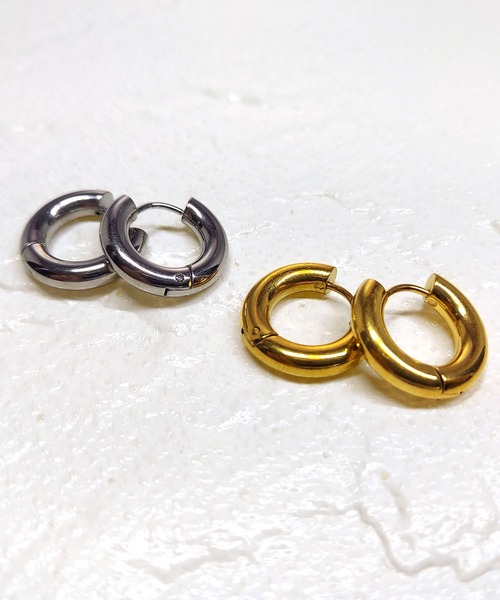 thank U more(サンキューモア)の「金属アレルギー対応 【サージカルステンレス】シンプル フープ ピアス(ピアス(両耳用)・レディース・シルバー/ゴールド・FREE)」の5枚目の写真