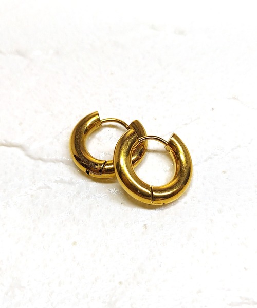 thank U more(サンキューモア)の「金属アレルギー対応 【サージカルステンレス】シンプル フープ ピアス(ピアス(両耳用)・レディース・シルバー/ゴールド・FREE)」の6枚目の写真