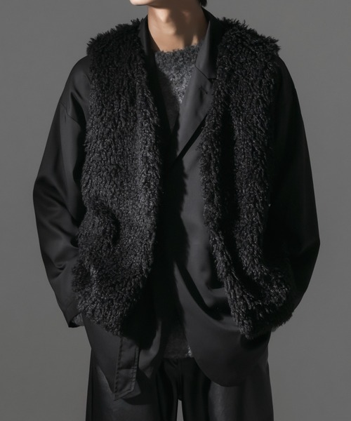 Adoon plain（アドーンプレーン）の「【Adoon plain】フェイクファーベスト（ベスト・メンズ・ブラック・MEDIUM/LARGE）」の6枚目の写真