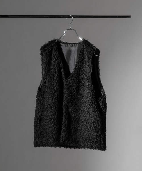 Adoon plain（アドーンプレーン）の「【Adoon plain】フェイクファーベスト（ベスト・メンズ・ブラック・MEDIUM/LARGE）」の16枚目の写真