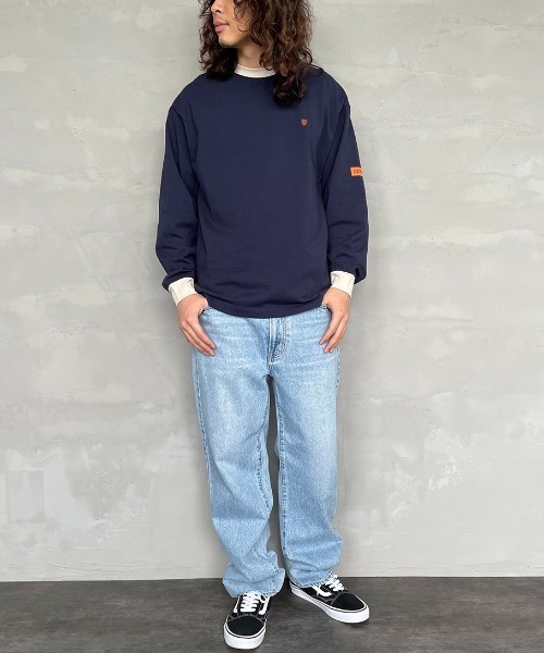 UNIVERSAL OVERALL（ユニバーサルオーバーオール）の「【men's FUDGE 7月号掲載】[UNIVERSAL OVERALL/ユニバーサルオーバーオール] 別注 ロングスリーブポケットTシャツ（Tシャツ/カットソー・レディース・ホワイト/ホワイト系/グリーン系/ブルー系/サックスブルー/ブラック/ネイビー・S/M/L）」の8枚目の写真