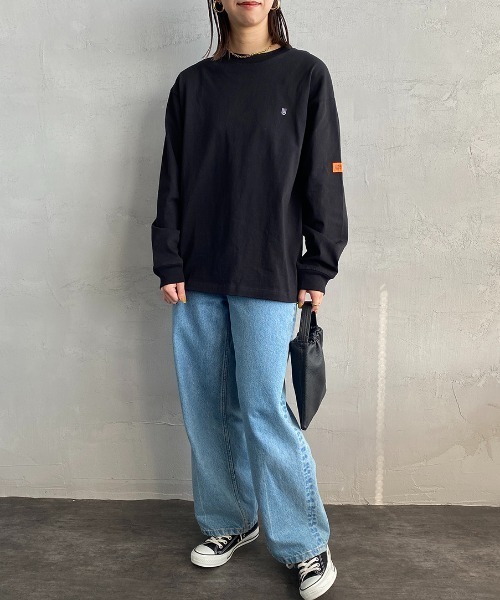 UNIVERSAL OVERALL（ユニバーサルオーバーオール）の「【men's FUDGE 7月号掲載】[UNIVERSAL OVERALL/ユニバーサルオーバーオール] 別注 ロングスリーブポケットTシャツ（Tシャツ/カットソー・レディース・ホワイト/ホワイト系/グリーン系/ブルー系/サックスブルー/ブラック/ネイビー・S/M/L）」の19枚目の写真