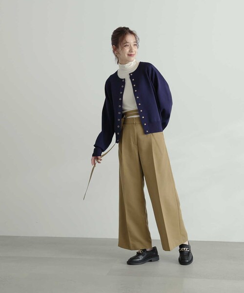 N.(N. Natural Beauty Basic)(エヌエヌナチュラルビューティーベーシック)の「◆ロングストラップベルトワイドパンツ(スラックス・レディース・ブラック/ベージュ・MEDIUM)」の19枚目の写真