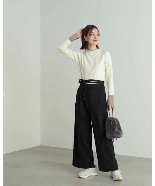 N.(N. Natural Beauty Basic)(エヌエヌナチュラルビューティーベーシック)の「◆ロングストラップベルトワイドパンツ(スラックス・レディース・ブラック/ベージュ・MEDIUM)」の8枚目の写真