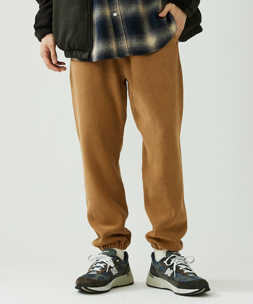 Champion（チャンピオン）の「【Champion / チャンピオン】別注 R/W PIGMENT スウェットパンツ（スウェットパンツ・メンズ・ブラック/パープル/ネイビー/ブラウン/カーキ・MEDIUM/LARGE/X-LARGE）」の3枚目の写真