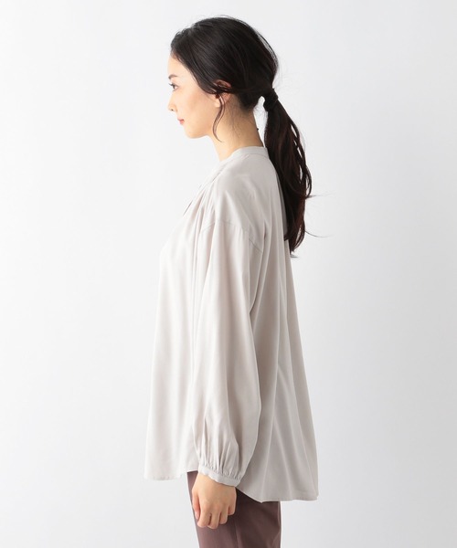 GLOBAL WORK（グローバルワーク）の「さらさらリラックスブラウス長袖/163455（シャツ/ブラウス・レディース・ブラック/オフホワイト/ライトグリーン/クリアブルー/グレイッシュベージュ/ライトオレンジ系・SMALL/MEDIUM/LARGE）」の15枚目の写真