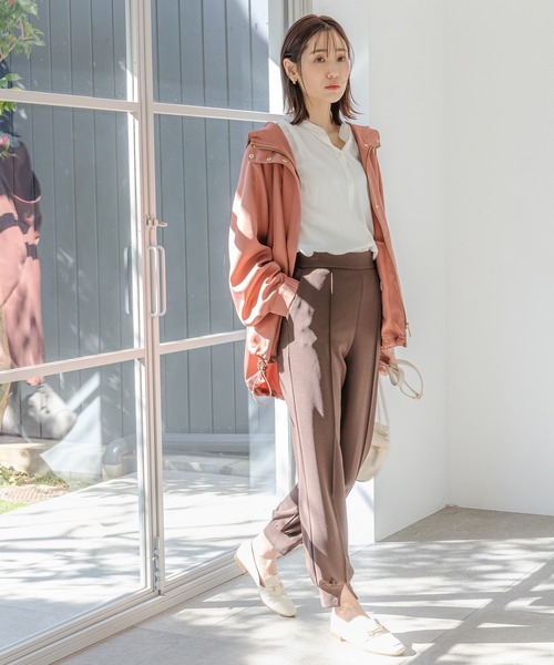 GLOBAL WORK（グローバルワーク）の「さらさらリラックスブラウス長袖/163455（シャツ/ブラウス・レディース・ブラック/オフホワイト/ライトグリーン/クリアブルー/グレイッシュベージュ/ライトオレンジ系・SMALL/MEDIUM/LARGE）」の7枚目の写真