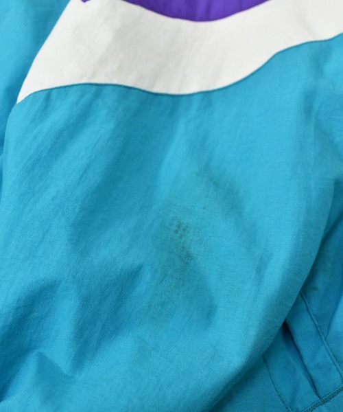 STARTER（スターター）の「【ヴィンテージ古着】STARTER / スターター NBA Charlotte Hornets シャーロット・ホーネッツ ナイロンジャケット（ナイロンジャケット・メンズ・ブルー・X-LARGE）」の11枚目の写真