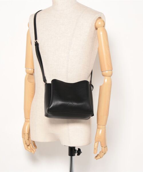 dazzlin（ダズリン）の「dazzlin/ダズリン　ダブルフェイスショルダーバッグ キーリングチャーム付属（ショルダーバッグ・レディース・ベージュ系その他/ピンク系その他/ブラック/アイボリー・FREE）」の8枚目の写真