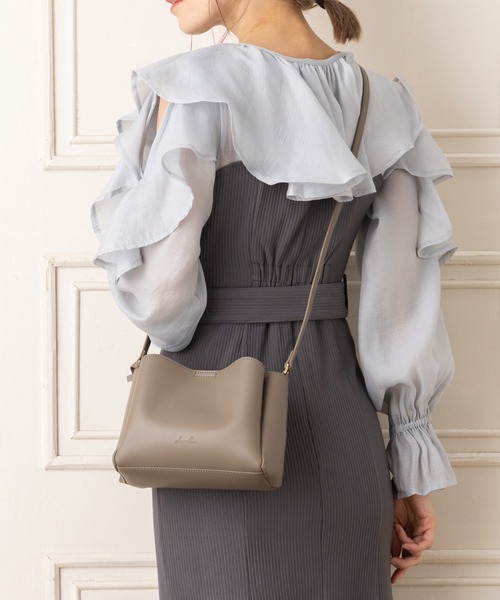 dazzlin（ダズリン）の「dazzlin/ダズリン　ダブルフェイスショルダーバッグ キーリングチャーム付属（ショルダーバッグ・レディース・ベージュ系その他/ピンク系その他/ブラック/アイボリー・FREE）」の16枚目の写真