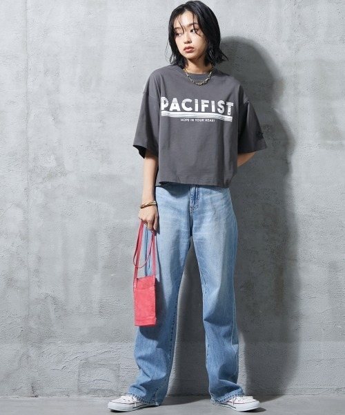 GEVS.(ジェイヴィス)の「<大きいサイズ> ライトオンスデニムワイドストレートパンツ GEVS.(デニムパンツ・レディース・ブルー系/ライトブルー・80/84/88/92/96/98/122/114/106)」の18枚目の写真