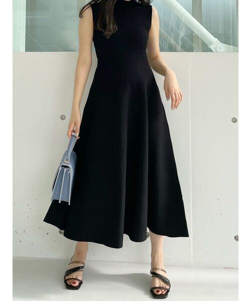 MERCURYDUO（マーキュリーデュオ）の「【To/】ハイゲージノースリフレアニットワンピース（ワンピース・レディース・アイボリー/ブラック/ライトグレー・SMALL/MEDIUM）」の3枚目の写真