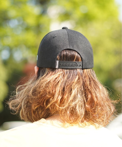 【日本入手困難】Duchesse baseball cap with crystals キャップ セール】Still Wachin SnapBack CAP/スラッシャー帽子(キャップ