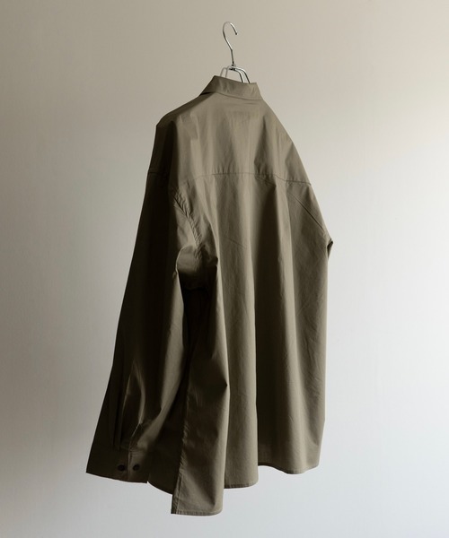 COURO（コウロ）の「23SS リラクシー コットンブロード シャツ（シャツ/ブラウス・メンズ・グレイッシュベージュ/ベージュ/カーキ/ブラウン/ブルーグレー/グリーン/ホワイト・S/M/L）」の20枚目の写真