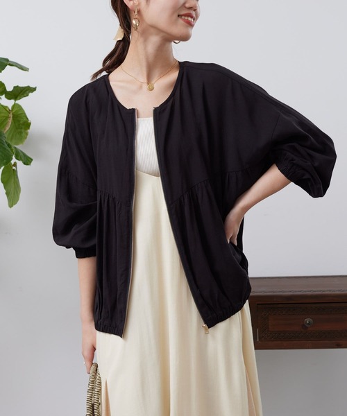 Chez toi(シェトワ)の「レーヨンリネン切替ギャザーブルゾン(ブルゾン・レディース・モカ/グリーン/オフホワイト/ブラック・FREE)」の19枚目の写真