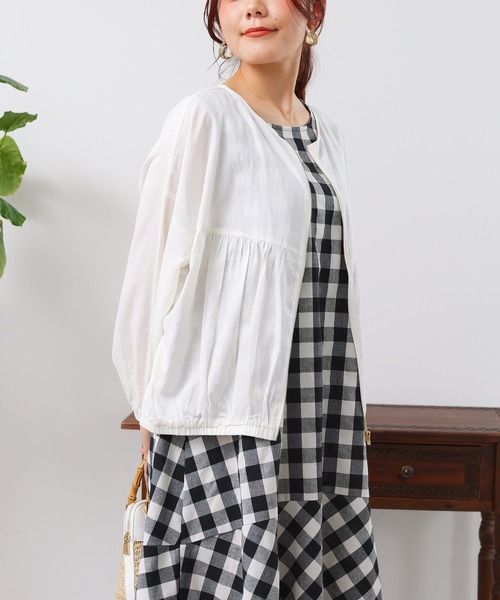 Chez toi(シェトワ)の「レーヨンリネン切替ギャザーブルゾン(ブルゾン・レディース・モカ/グリーン/オフホワイト/ブラック・FREE)」の22枚目の写真