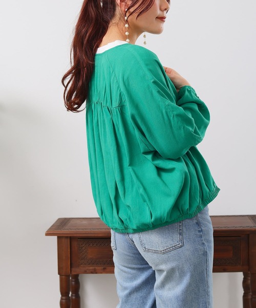 Chez toi(シェトワ)の「レーヨンリネン切替ギャザーブルゾン(ブルゾン・レディース・モカ/グリーン/オフホワイト/ブラック・FREE)」の12枚目の写真